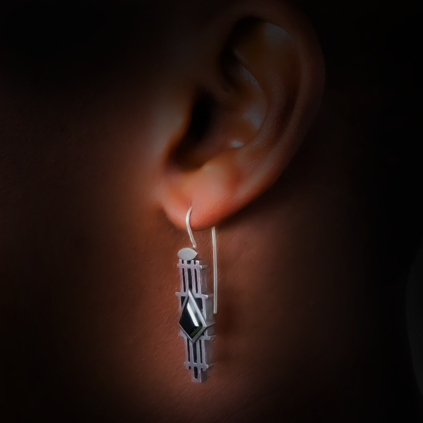 Echo 26 Earrings - Kite Black Spinel (Blackened Silver)